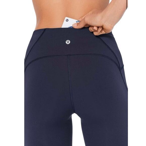 EUC Lululemon Women 2‎ Train Times 7/8 Pant Midnight Navy Blue Solid Color Mesh - Picture 6 of 17